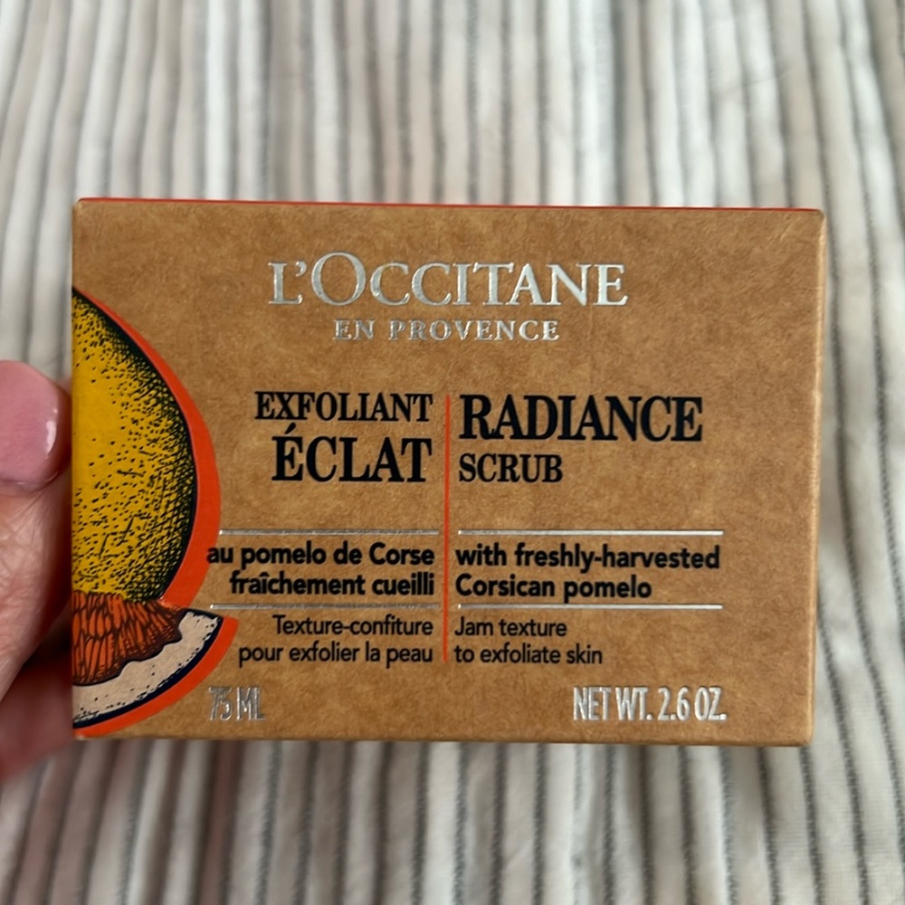 L’occitane Radiance Body Scrub